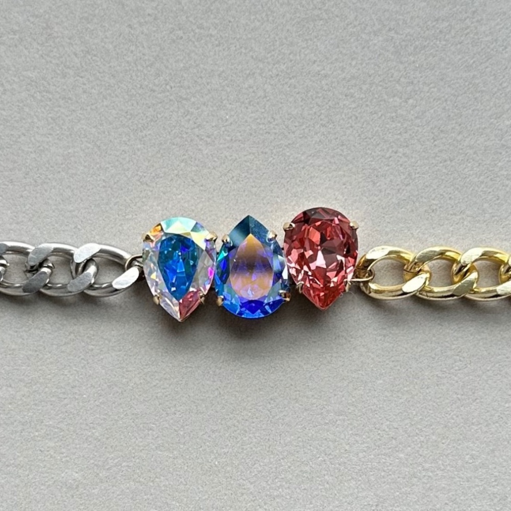 HRH Collection Three Stone Dauphines Cool